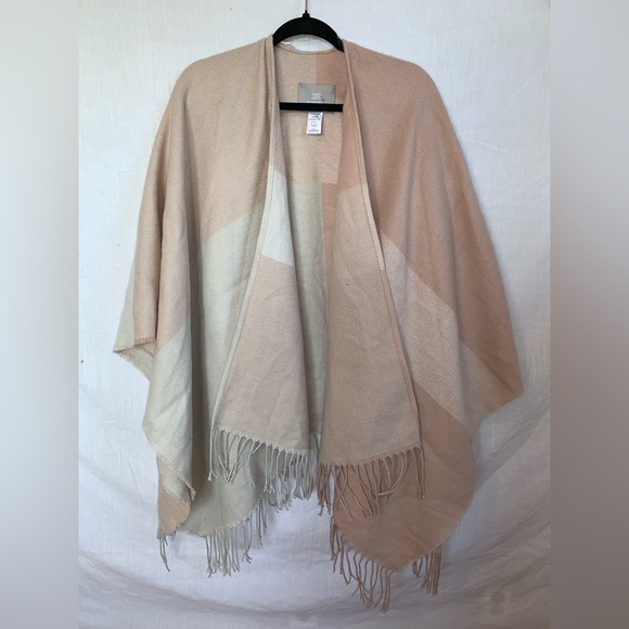 Soia & Kyo Scarfigan Blanket Wrap Blush Pink Plaid One Size - Picture 1 of 6